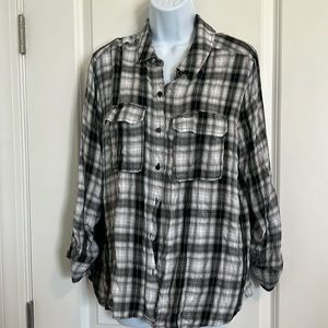 Two by Vince Camuto Plaid Top